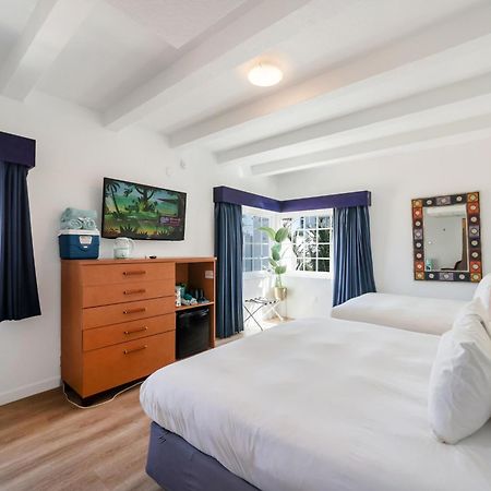 Ocean Spray Hotel Miami Beach Esterno foto