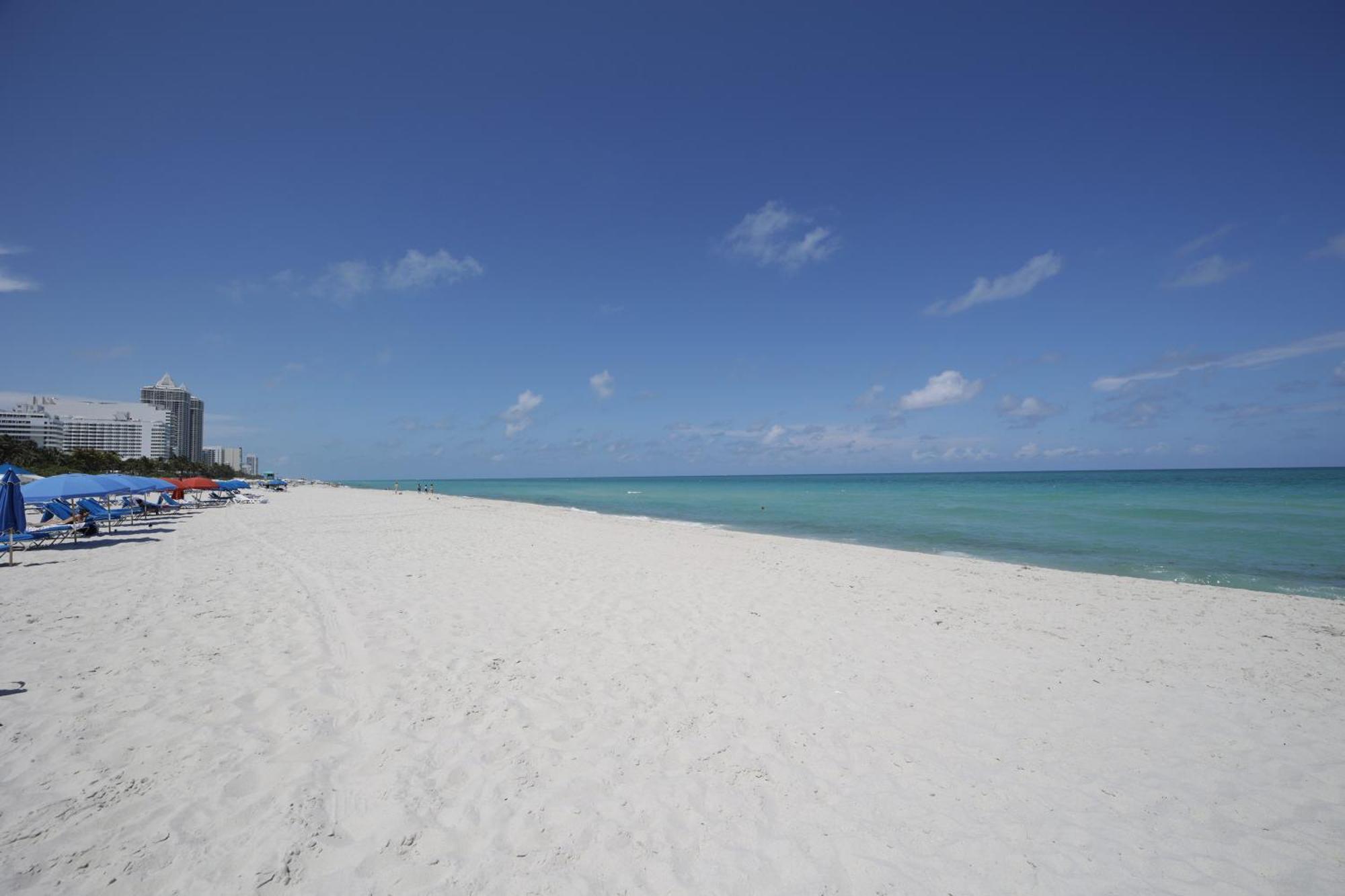 Ocean Spray Hotel Miami Beach Esterno foto