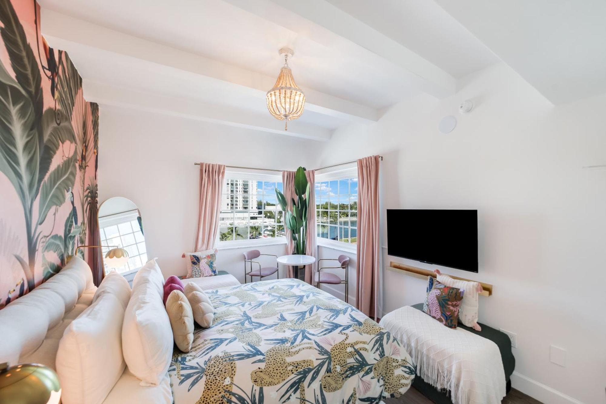 Ocean Spray Hotel Miami Beach Esterno foto