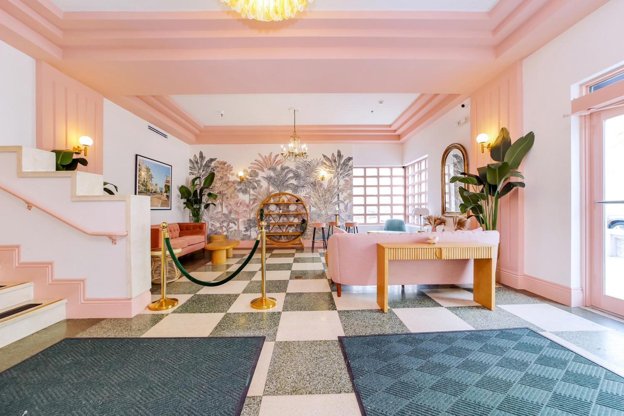 Ocean Spray Hotel Miami Beach Esterno foto