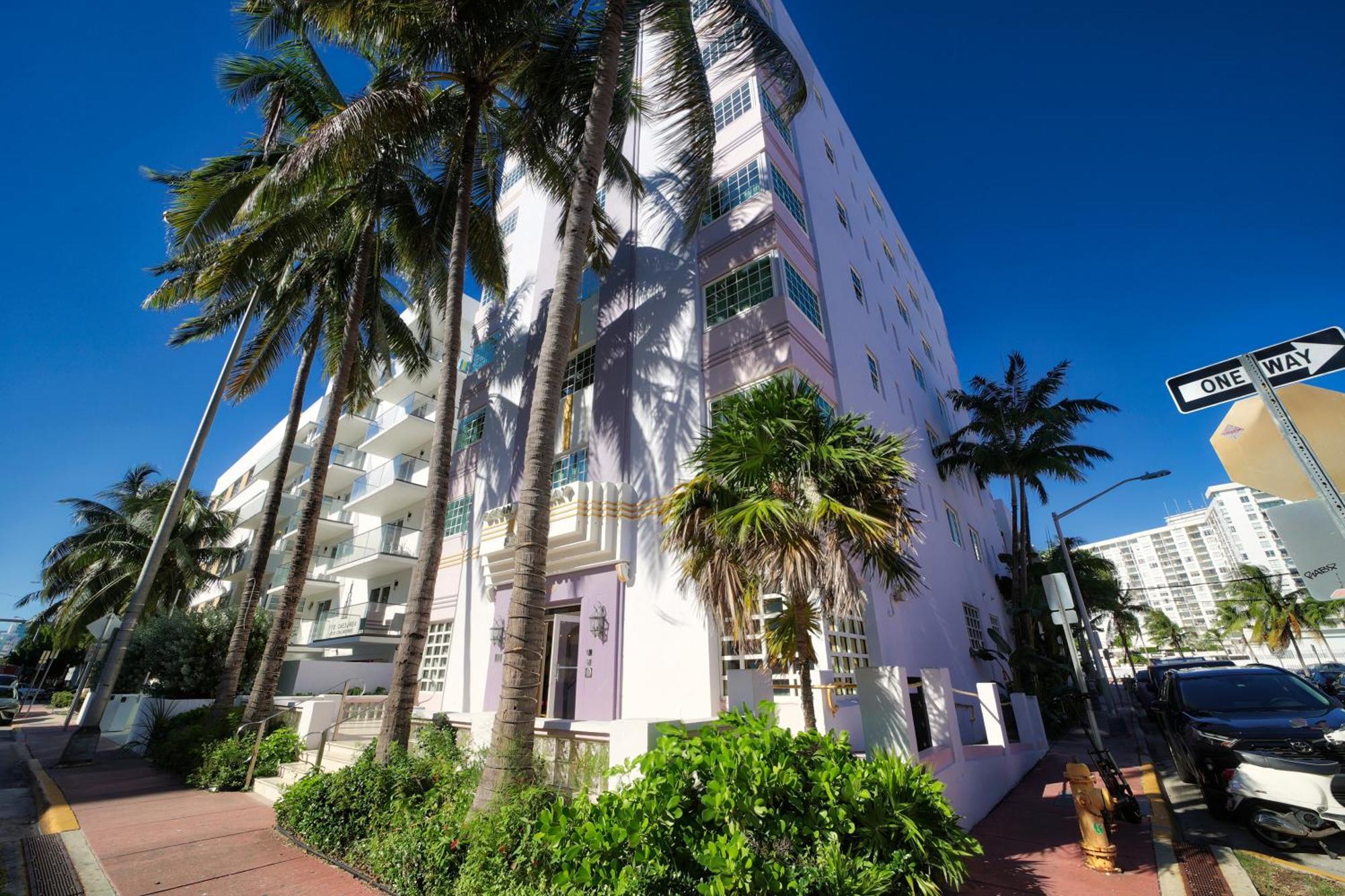 Ocean Spray Hotel Miami Beach Esterno foto