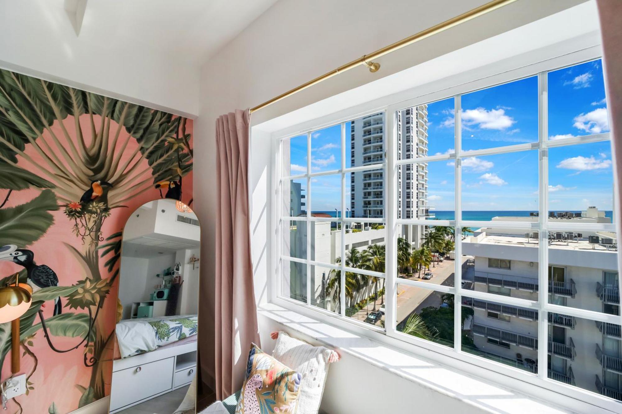 Ocean Spray Hotel Miami Beach Esterno foto